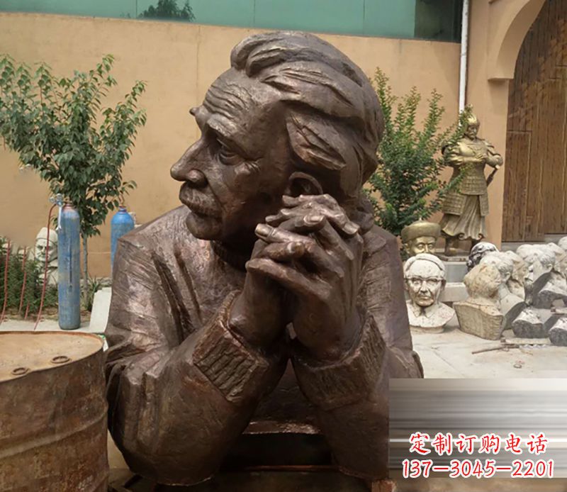 信阳爱因斯坦名人铜雕