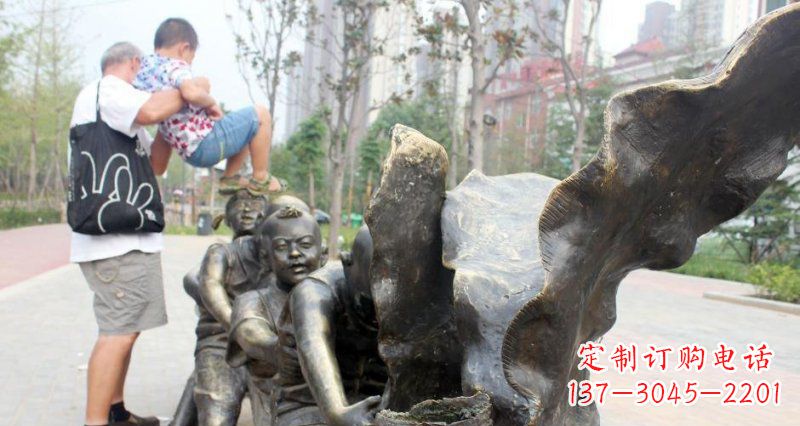 信阳拔萝卜的儿童小区景观铜雕