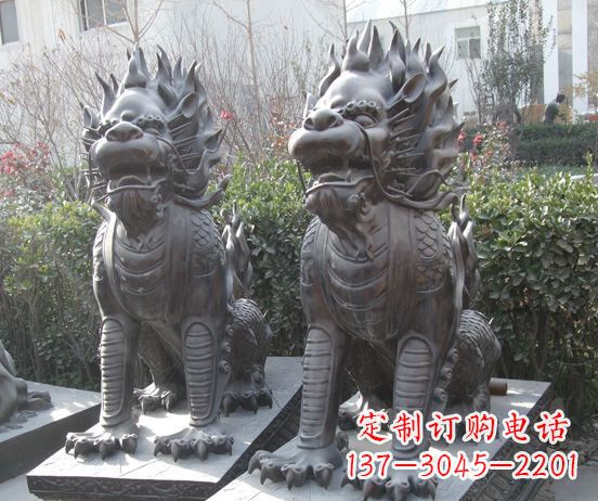 信阳霸气的铜狮子
