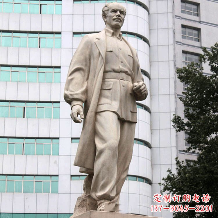 信阳“白求恩名医纪念雕塑”