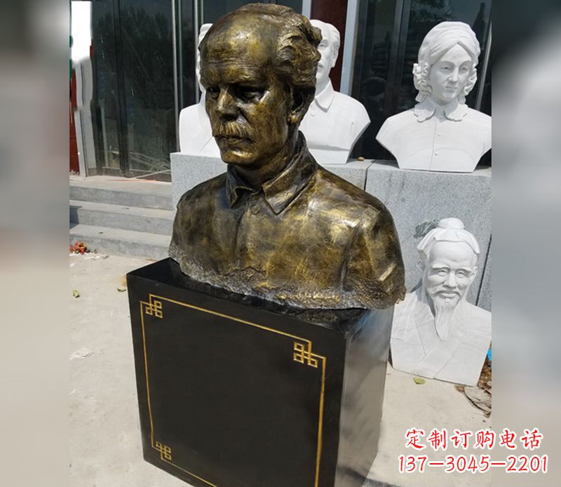 信阳白求恩胸像荣耀中国历史精神