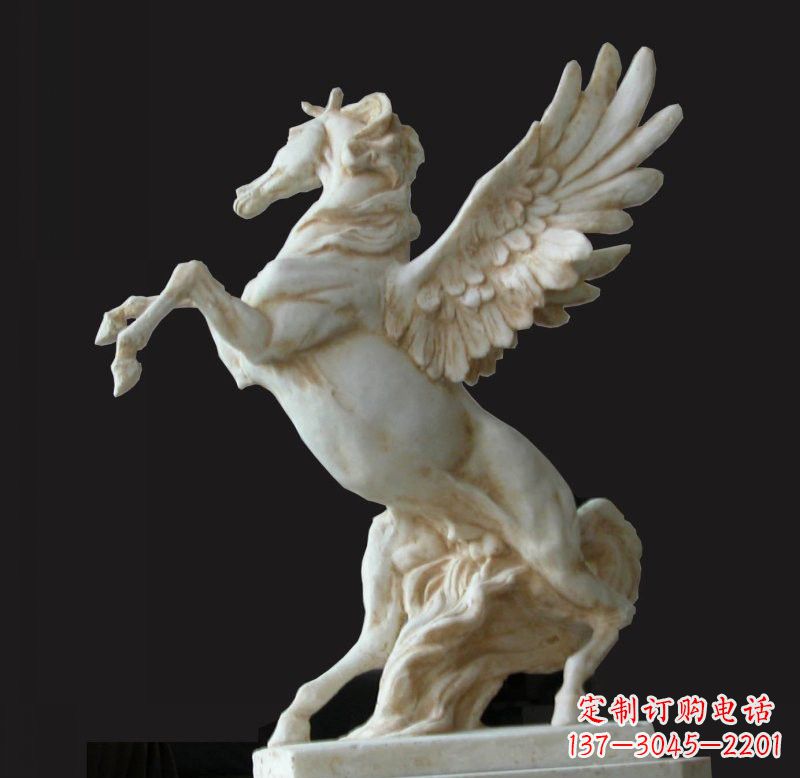 信阳白色飞马石雕