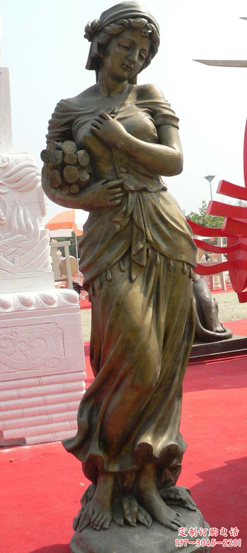 信阳少女梦想铜雕