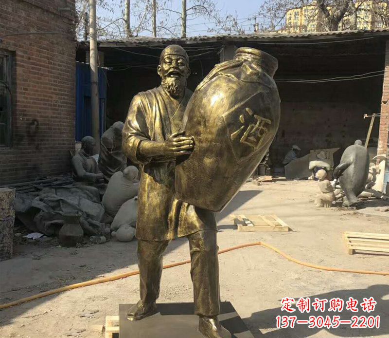信阳精美酒坛铜雕