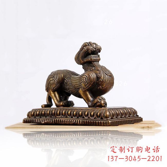 信阳狴犴雕塑把古老文化的精髓融入现代艺术