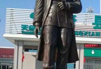 信阳白求恩铜雕——记录一位伟大的英雄
