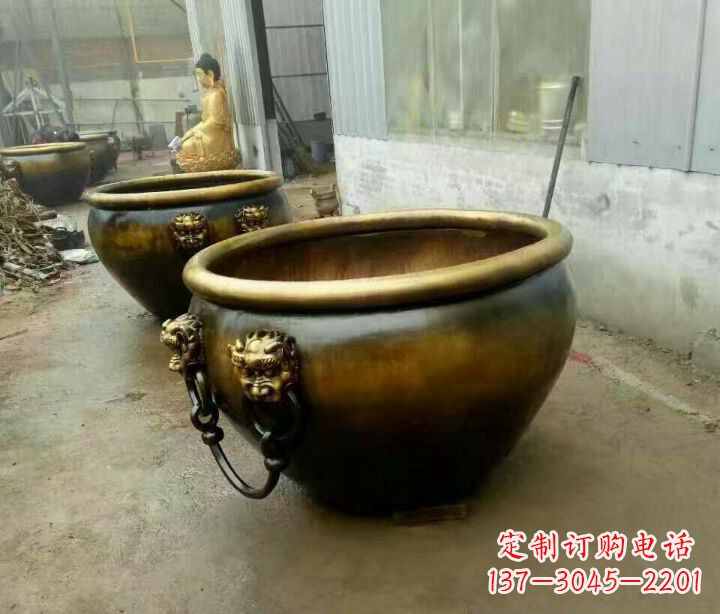 信阳精致的铜制家居摆件——水缸铜雕塑