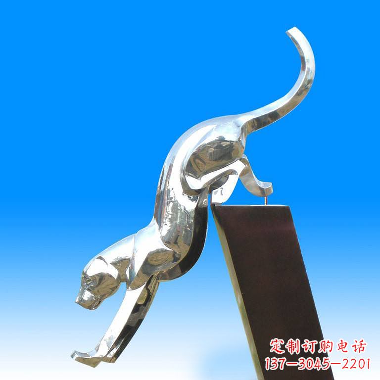 信阳豹玻璃——玻璃钢豹子雕塑