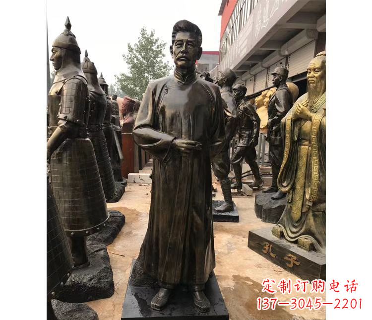 信阳玻璃钢仿铜鲁迅雕塑——传承中国近代文化精神