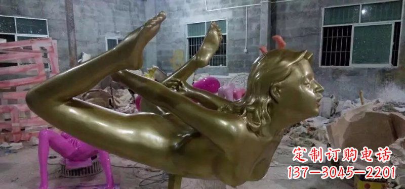 信阳玻璃钢仿铜雕刻的女人雕塑