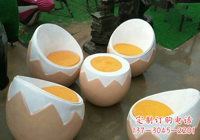 信阳玻璃钢鸡蛋雕塑——精致的艺术精品