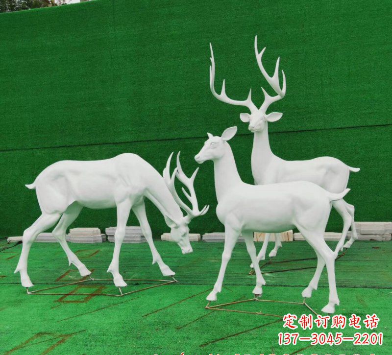 信阳玻璃钢鹿群雕塑