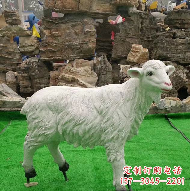 信阳玻璃钢绵羊雕塑