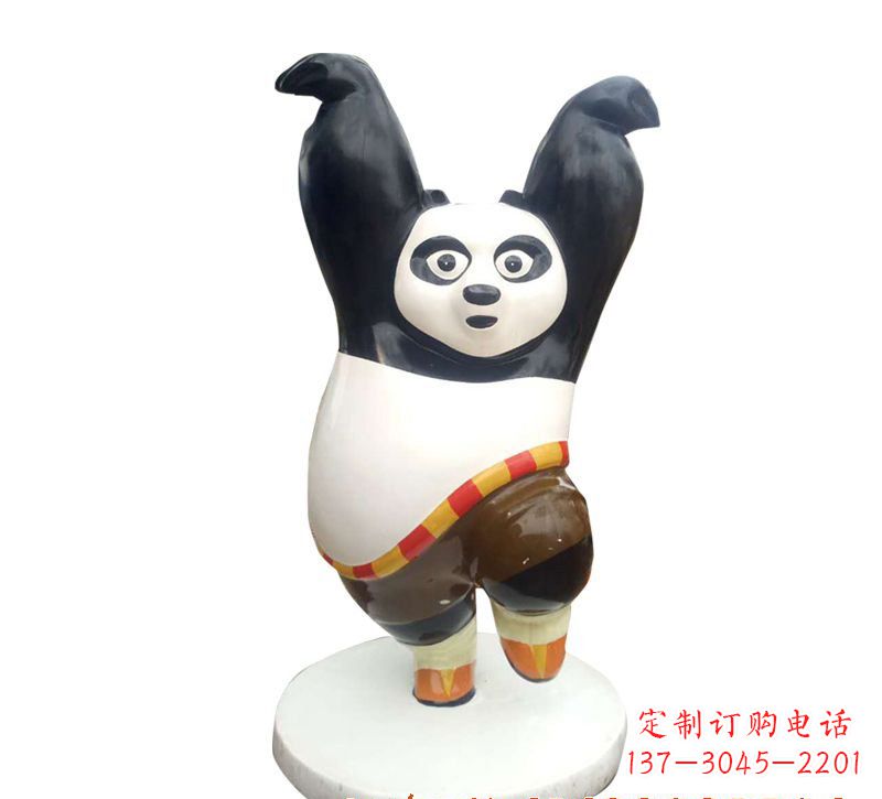 信阳玻璃钢制熊猫雕塑精致细腻的艺术品