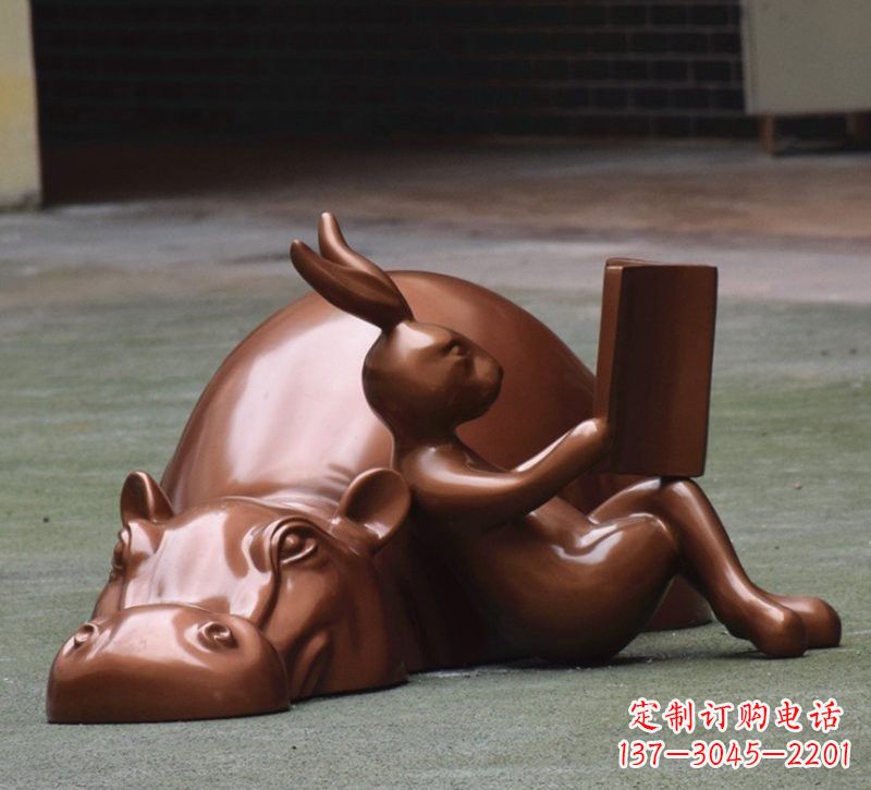 信阳玻璃钢河马雕塑——给环境添彩