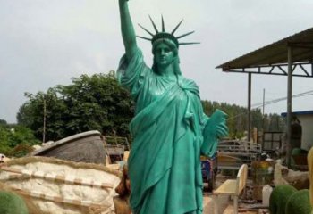 信阳玻璃钢仿青铜自由女神像的雕塑