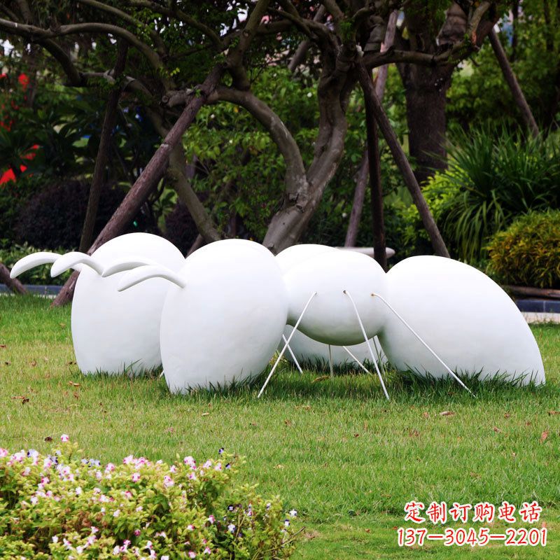 信阳玻璃钢蚂蚁雕塑——一种充满力量的艺术
