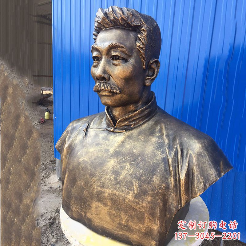 信阳鲁迅雕塑传承伟大的文学遗产