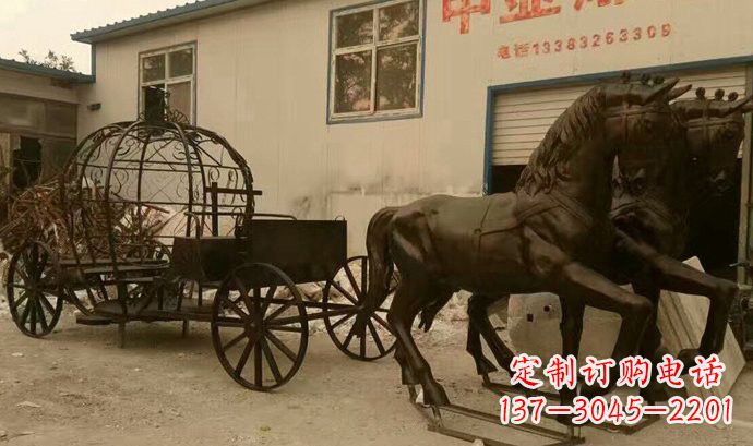 信阳玻璃钢欧式马车雕塑精美艺术品