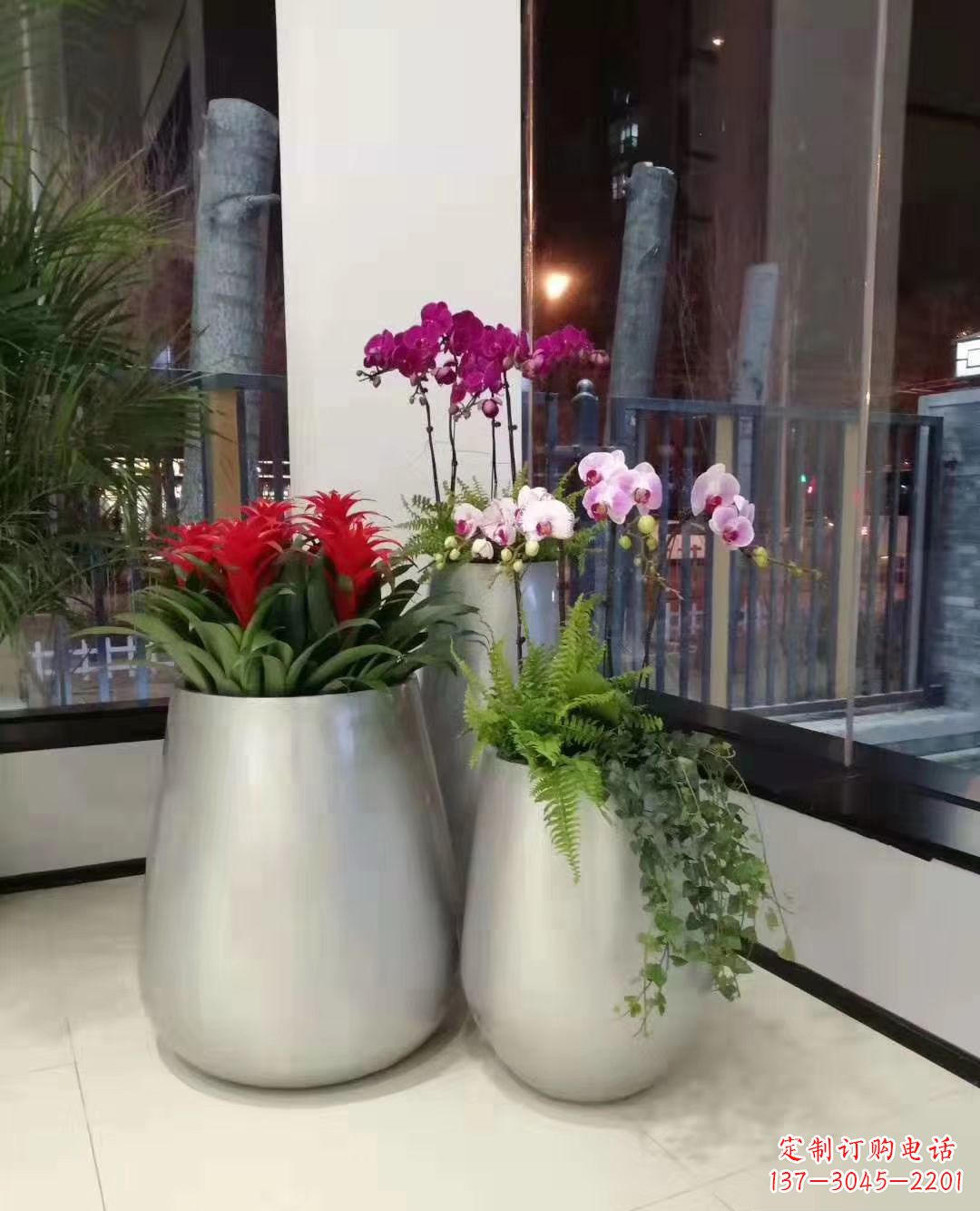 信阳玻璃钢花盆雕塑艺术之美
