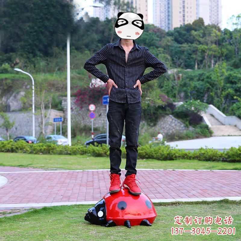 信阳玻璃钢七星瓢虫雕塑艺术的精灵