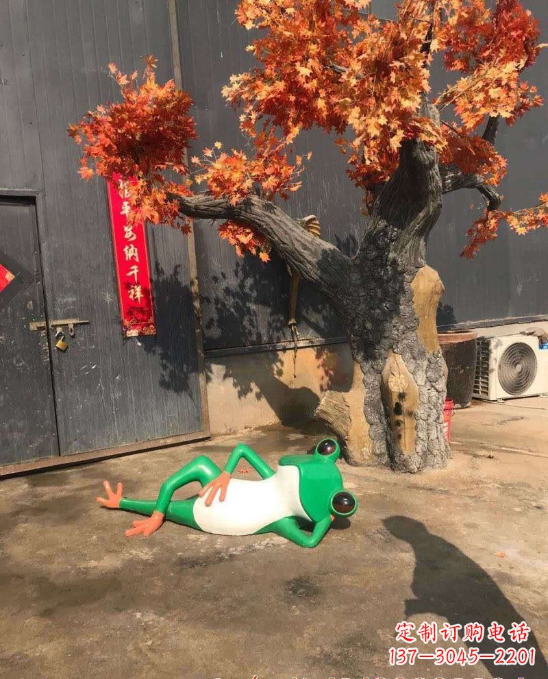 信阳精美玻璃钢青蛙雕塑