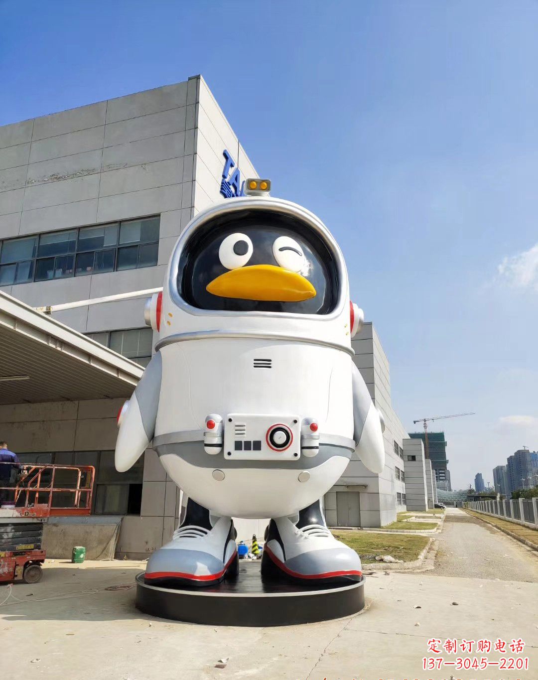 信阳玻璃钢企鹅雕塑——海洋的象征