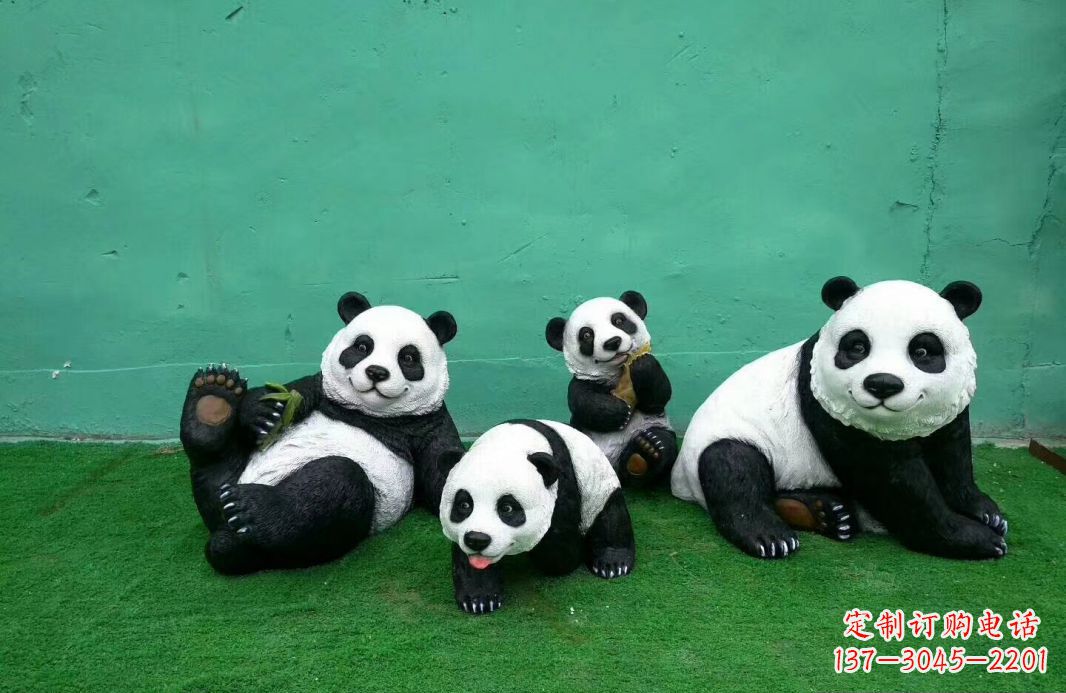 信阳玻璃钢熊猫雕塑传承中华文化