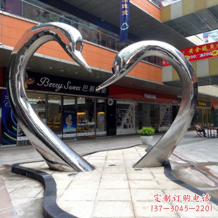 信阳不锈钢爱心天鹅情侣雕塑——抽象动物景观的精美礼赞