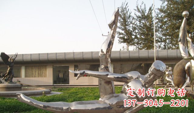 信阳不锈钢马雕塑传承文化的精美艺术