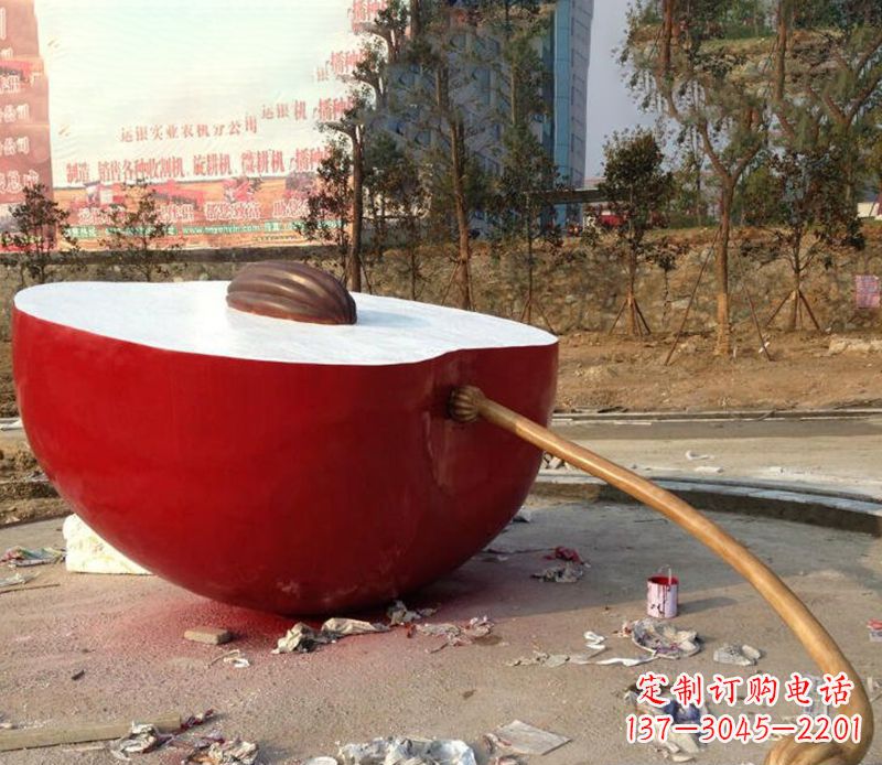 信阳不锈钢半块苹果雕塑——传承古老文化的艺术品