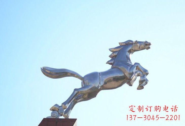 信阳不锈钢奔马雕塑精美雕刻，给人以勇气与力量