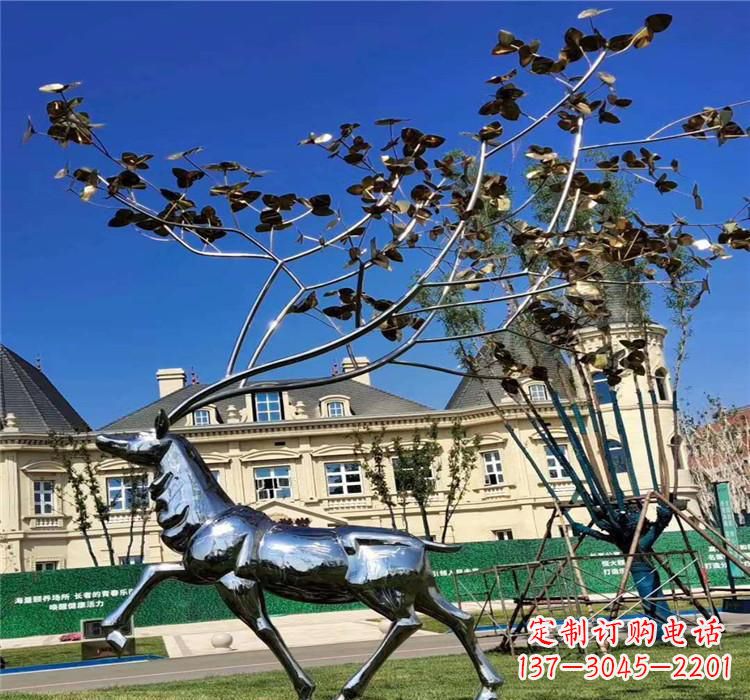 信阳不锈钢梅花鹿雕塑精美而又经久不衰