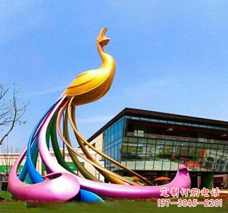 信阳不锈钢彩色孔雀雕塑——美轮美奂的艺术精品