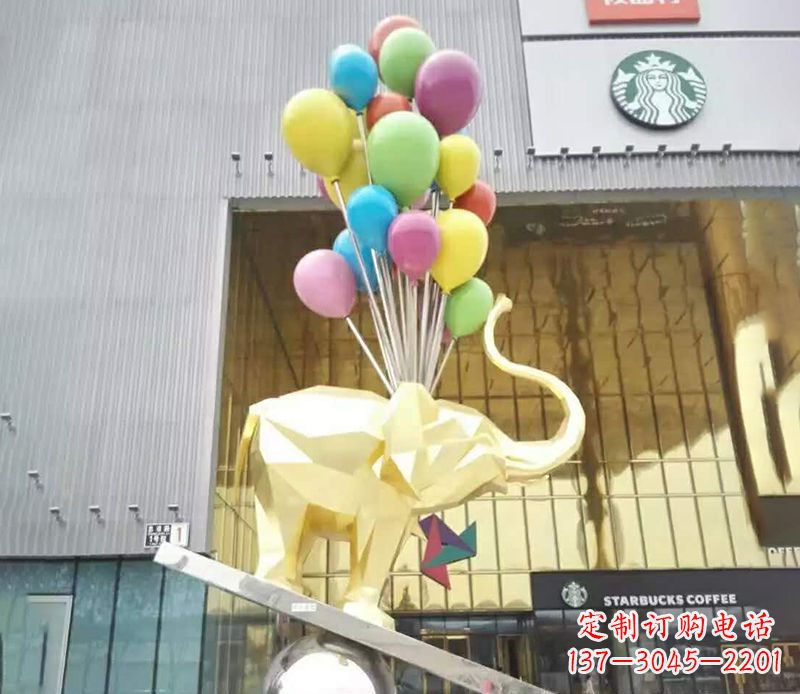 信阳不锈钢踩球的小象雕塑