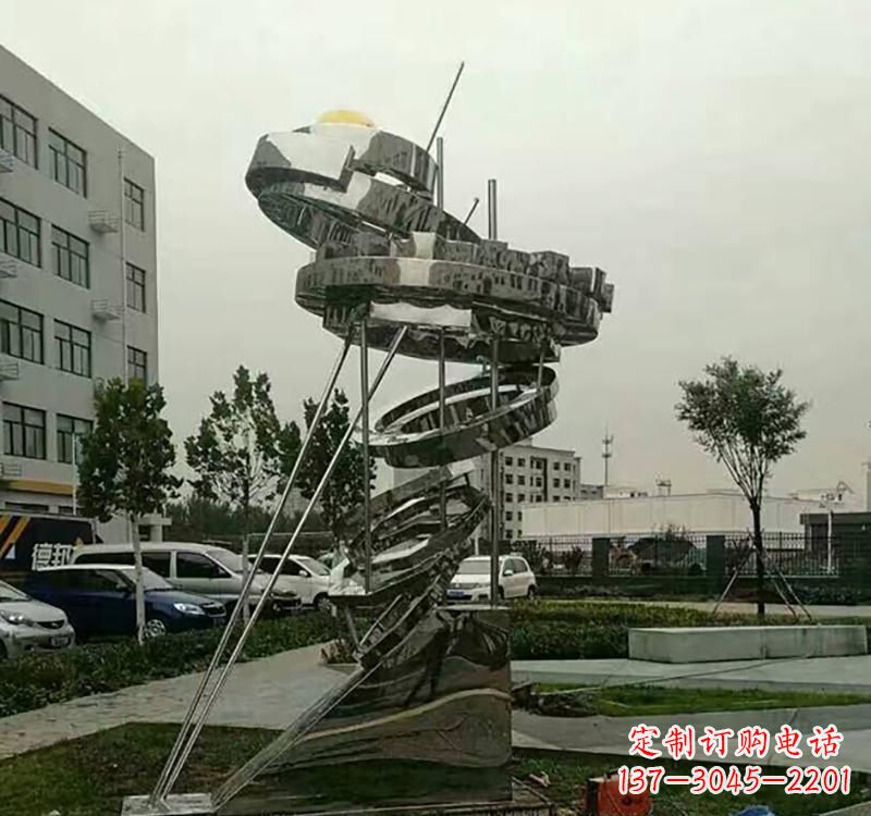 信阳不锈钢戒指雕塑——点缀城市美景