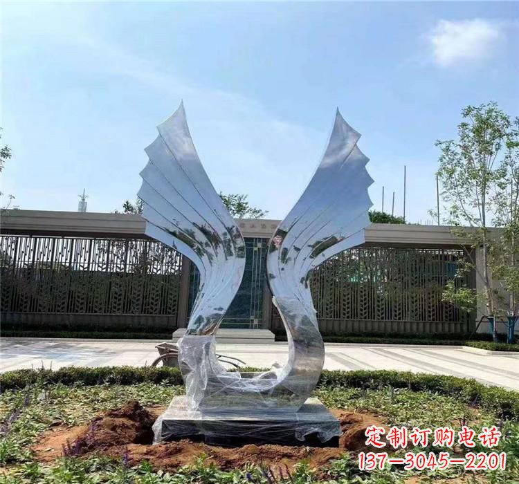 信阳精美不锈钢翅膀雕塑