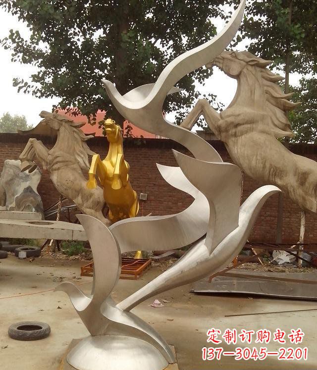 信阳精美不锈钢鸽子雕塑