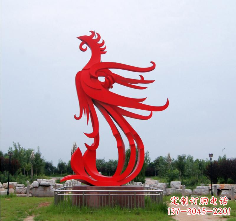 信阳不锈钢凤凰雕塑绚丽多彩的艺术之美