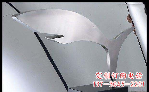 信阳精美不锈钢鲸鱼雕塑