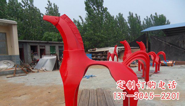 信阳不锈钢马雕塑精致而经久