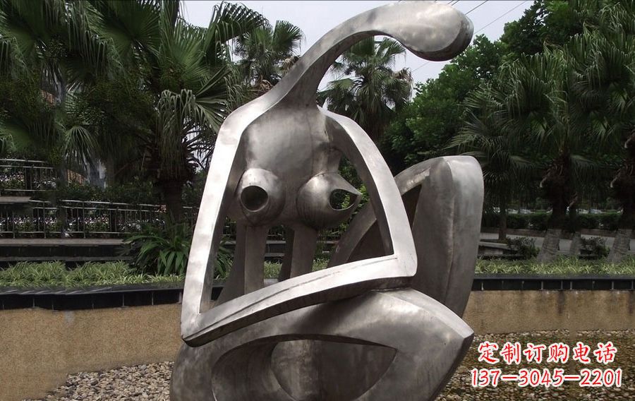 信阳青春靓丽不锈钢美女人物雕塑