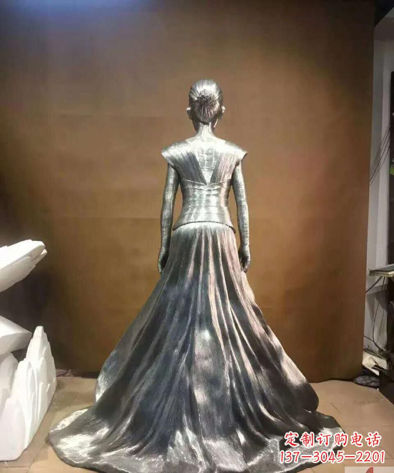信阳女性之美不锈钢抽象女人身影雕塑