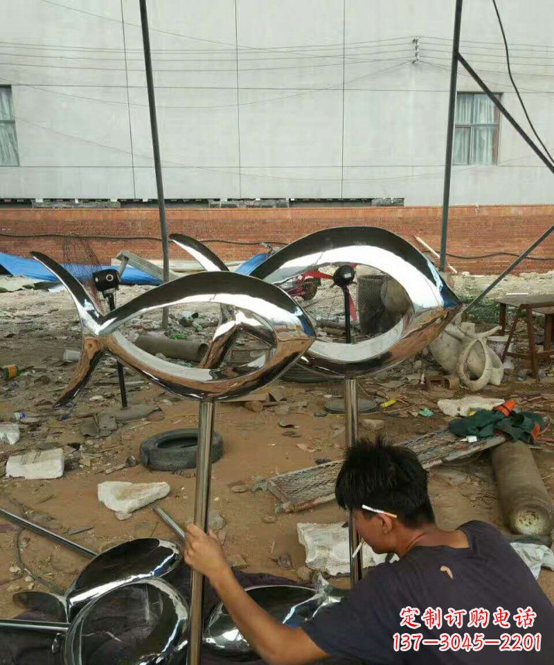 信阳不锈钢动物雕塑