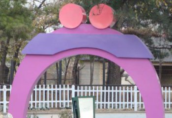信阳不锈钢爱心拱门雕塑给城市艺术添彩