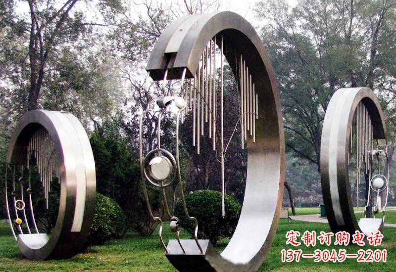 信阳不锈钢圆环雕塑——聆听之美