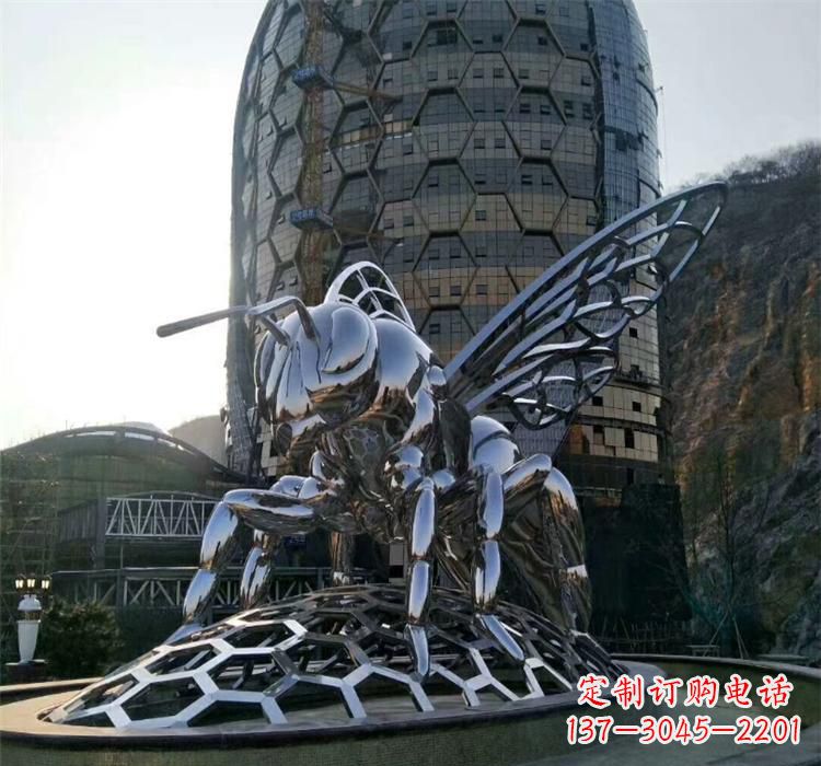 信阳不锈钢的巨型蚂蚁雕塑
