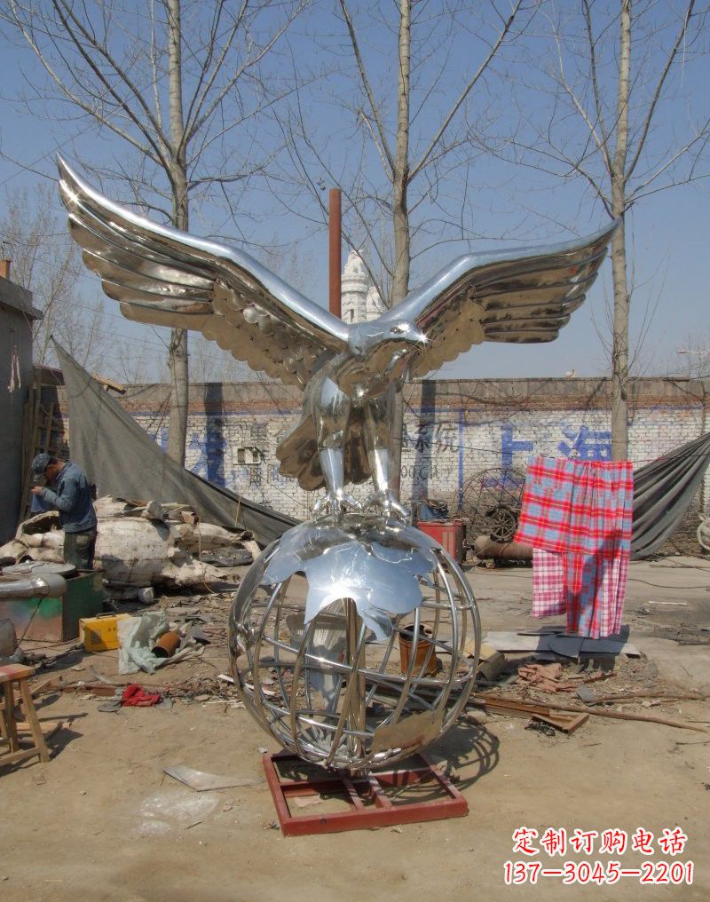 信阳老鹰雕塑不锈钢大展鸿图