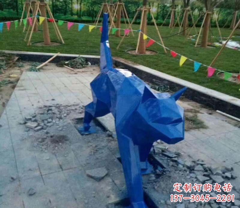 信阳不锈钢动物雕塑艺术性与现实性的完美结合