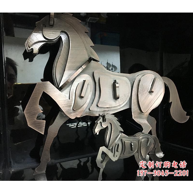 信阳不锈钢动物马雕塑艺术精美动人